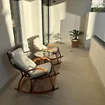 Luxury Oasis 아파트 *